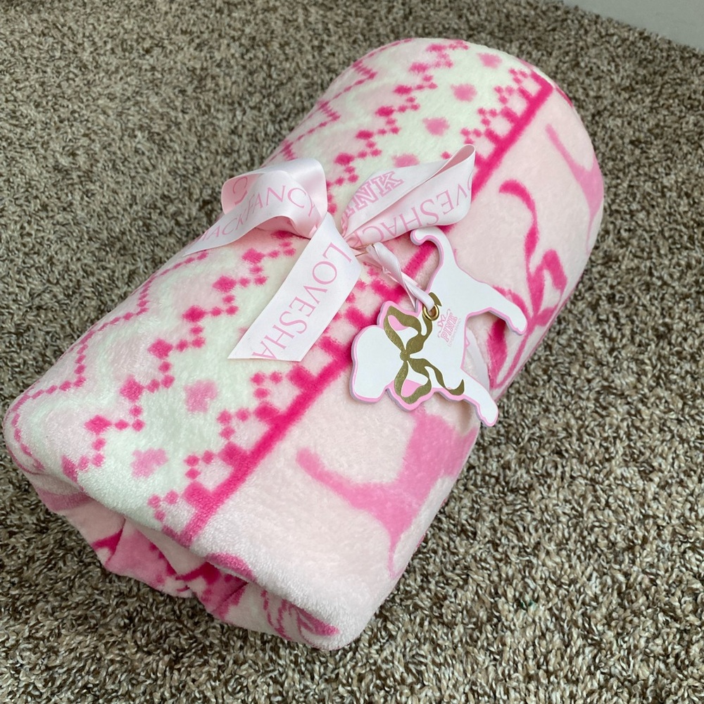 VS PINK Love Shack Fancy sherpa blanket